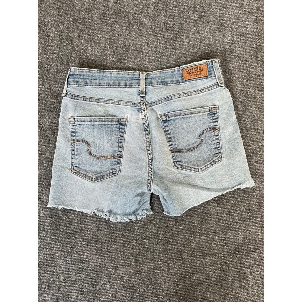 Signature by Levi Strauss Co Womens Light Wash Modern Straight Denim Shorts 0242 - Picture 5 of 7